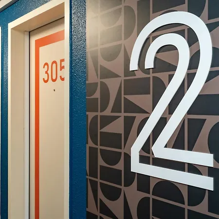 Отель Ibis Budget Nantes Luce