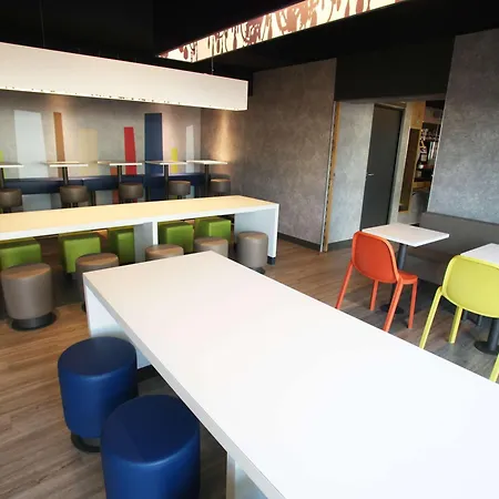 Ibis Budget Nantes Luce - Renove Hotel 2*