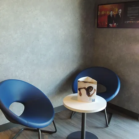 Ibis Budget Nantes Luce Отель Сент-Люс-Сюр-Луар